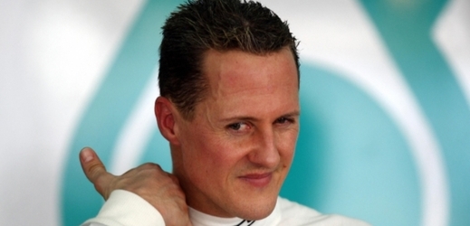 Michael Schumacher dál zůstává v umělém spánku.
