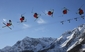 Také Joss Christensen letěl v kvalifikaci slopestylu hodně vysoko a daleko. (Foto: ČTK/AP/Gero Breoler)