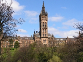 Hlavní budova University of Glasgow.