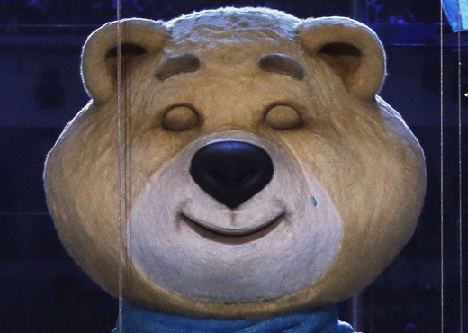 Medvěd Míša, jedet z maskotů zimní olympiády v Soči.