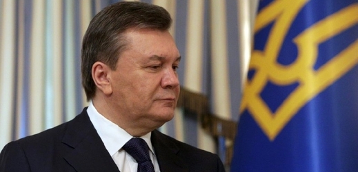 Janukovyč na útěku.