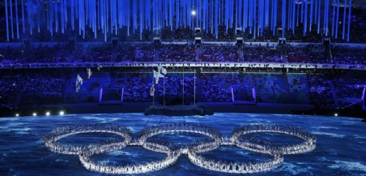 Slavnostní zakončení olympiády v Soči.