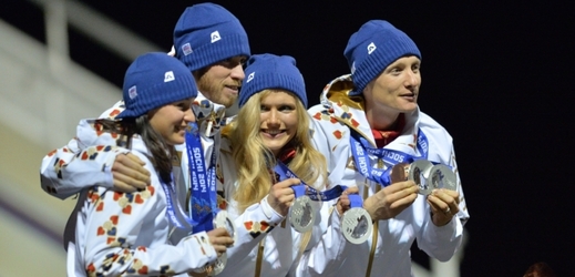 Čeští biatlonoví medailisté ze Soči: (zleva) Veronika Vítková, Jaroslav Soukup, Gabriela Soukalová a Ondřej Moravec.