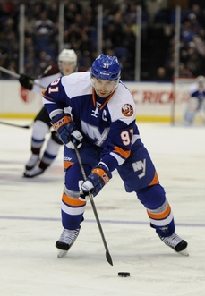 John Tavares se v Soči zranil a New Yorku Islanders bude do konce sezony chybět.