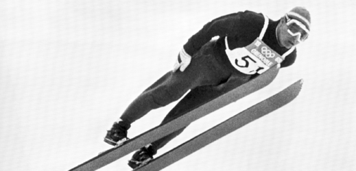 Jiří Raška vyhrál zlatou olympijskou medaili v roce 1968 v Grenoblu.