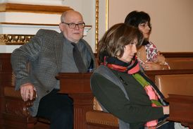 Kandidáti do Rady ČT Jaroslav Veis, Petra Procházková a Jana Horváthová.
