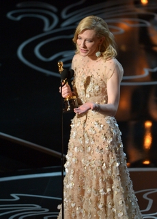 Cate Blanchettová si odnesla Oscara za roli Jasmine.