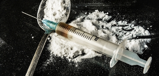 Zásilka heroinu podle celníků nebyla učena pro český trh (ilustrační foto).