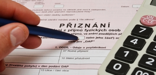 Češi odevzdali zatím asi desetinu daňových přiznání.
