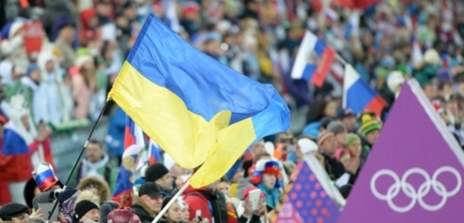 Ukrajinská vlajka během olympiády v Soči.