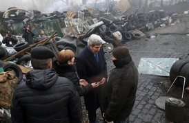 Kerry na Majdanu.
