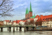 Lübeck - jedno z ohrožených německých měst (ilustrační foto).