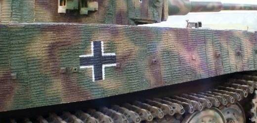 Kříž wehrmachtu může stále budit emoce (ilustrační foto).