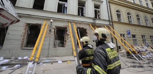 Za výbuch v Divadelní ulici mohla chyba při stavbě produktovodu.