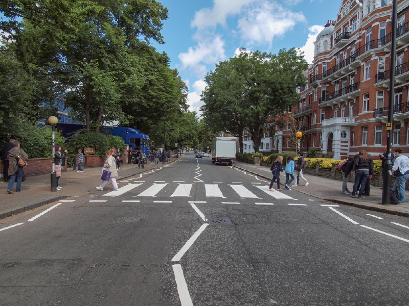 Abbey Road, Londýn. (Foto: Shutterstock.com/Claudio Divizia)