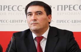 Místopředseda krymské autonomní vlády Těmirgalijev.