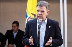 Prezident Juan Manuel Santos vyšel z voleb silnější.
