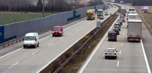 Německé dálnice mají být zpoplatněné pro osobní vozy od roku 2016 (ilustrační foto).