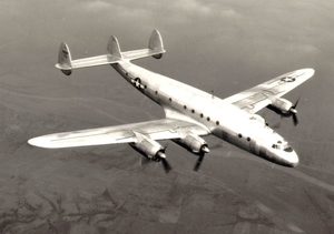 A USAF C-69, vojenská verze Constellation, zmizelého roku 1962.
