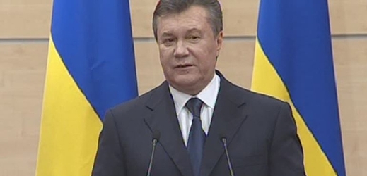 Janukovyč opět na vařejnosti.