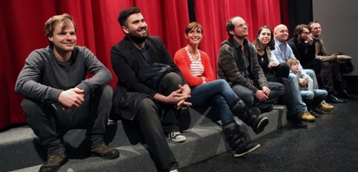 Premiéra filmu Bez doteku dua Chlupáček - Samir, jejichž snímek Hany otevře letošní finále.