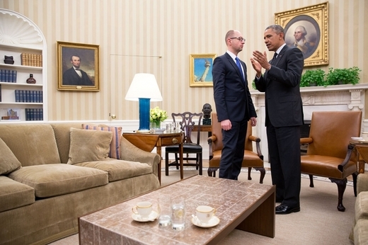 Prezident USA Obama přijal ve středu večer v Bílém domě úřadujícího ukrajinského premiéra Jaceňuka. 