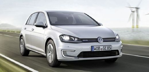 Elektromobil Volkswagen e-Golf.