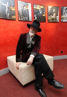 Alzheimerovou nemocí trpí i britský spisovatel Terry Pratchett.