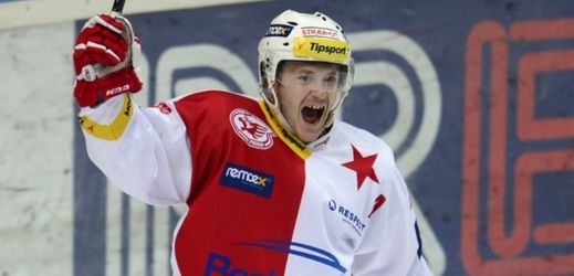 Marek Tomica se raduje z vítězného gólu v zápase s Pardubicemi.