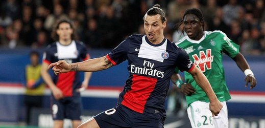 Zlatan Ibrahimovič vyjednal svým spoluhráčům rekordní prémie.