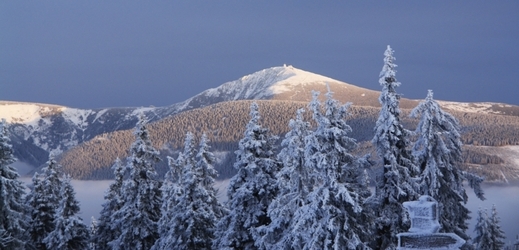 Meteorologové varují před sněžením, zejména v Krkonoších a Jizerských horách.