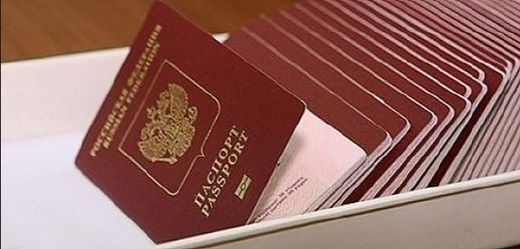Výhody i nevýhody ruského pasu na Krymu.