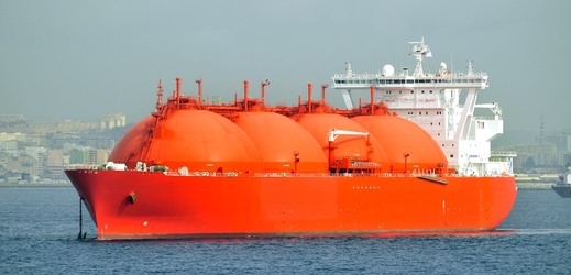 Loď převážející zkapalnělý zemní plyn (ilustrační foto).