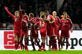 Němečtí šampioni, fotbalisté Bayernu Mnichov.
