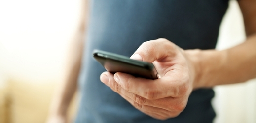 Evropský parlament odhlasoval zrušení poplatků za roaming (ilustrační foto).