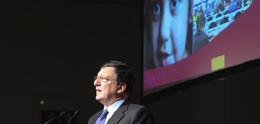Šéf EK Barroso na summitu EU.