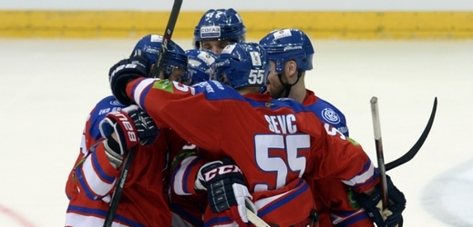 Hokejisté Lva si mohou zajistit postup do finále KHL.
