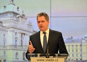 Ministr Jiří Dienstbier.