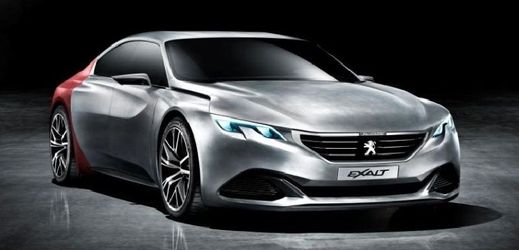 Koncepční sedan Peugeot Exalt.