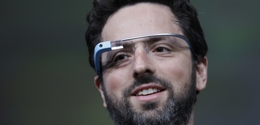 Google poprvé nabídne brýle Glass široké veřejnosti.