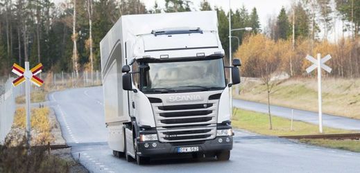 Souprava Scania s novým šestiválcem vytvořila rekord ve spotřebě (ilustrační foto).