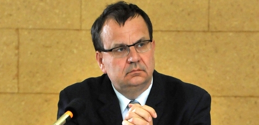 Ministr průmyslu Jan Mládek (ČSSD) vyhlíží investice z Asie.