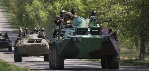 Ukrajina bude vojensky reagovat, pokud do země pod záminkou mírové operace vpadnou ruské jednotky.