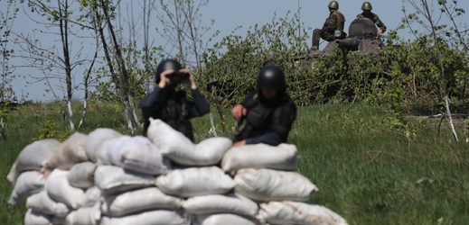 Jedno z kontrolních stanovišť ukrajinské armády nedaleko Slavjansku.