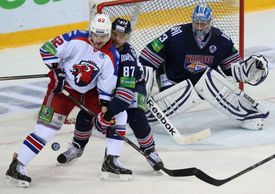 Lukáš Cingel během finále KHL.