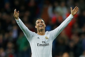 Hvězda finále? Cristiano Ronaldo na sebe po zásluze poutá pozornost.