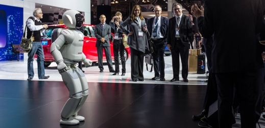 Japonská Honda vyvinula robota ASIMO, který dokáže celou škálu činností. 