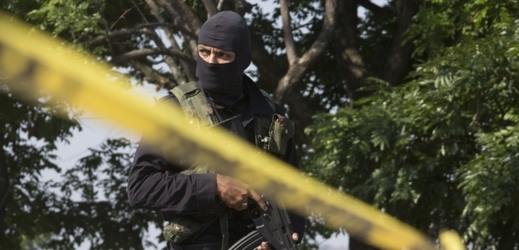 Policisté v Hondurasu vyšetřují smrt dětí.