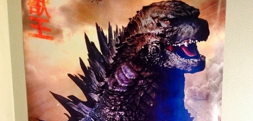 Aktuální Godzilla prý je na hamburgerové dietě.