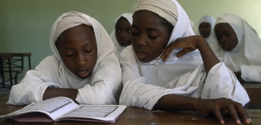Téměř 300 unesených školaček v Nigérii.
